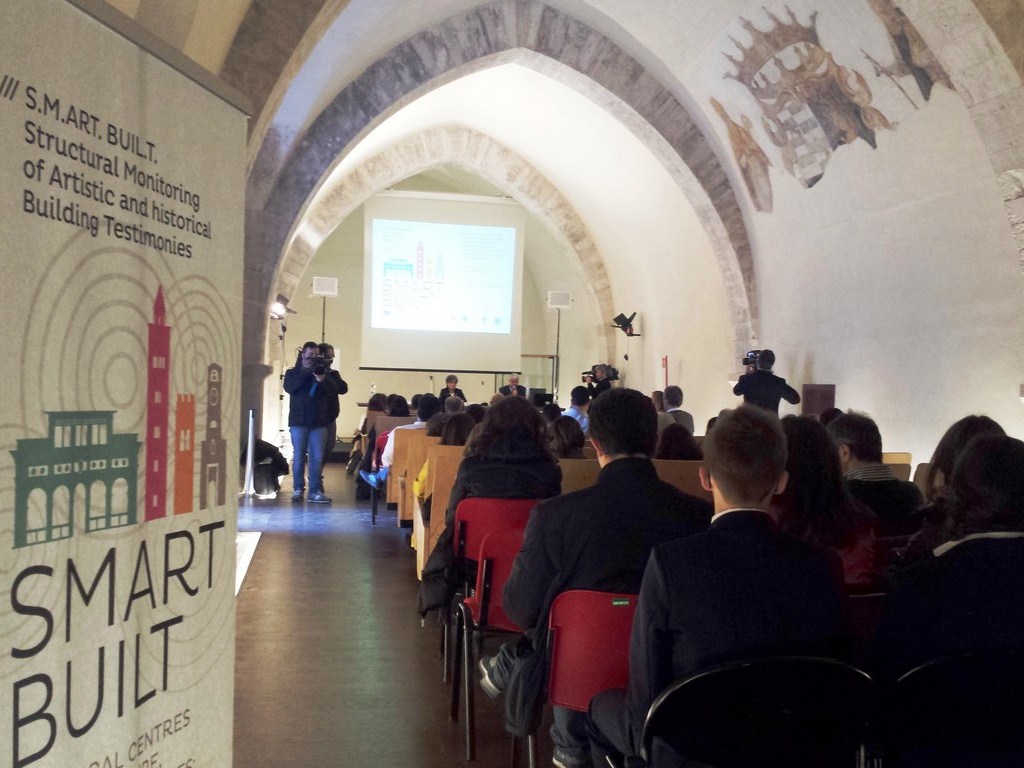Conferenza internazionale Smart Built<br>Castello Svevo Bari marzo 2014